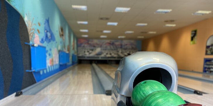 Pronájem bowlingové dráhy na 1–3 hod. až pro 4 osoby včetně zapůjčení obuvi