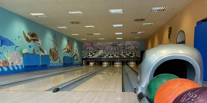 Pronájem bowlingové dráhy na 1–3 hod. až pro 4 osoby včetně zapůjčení obuvi