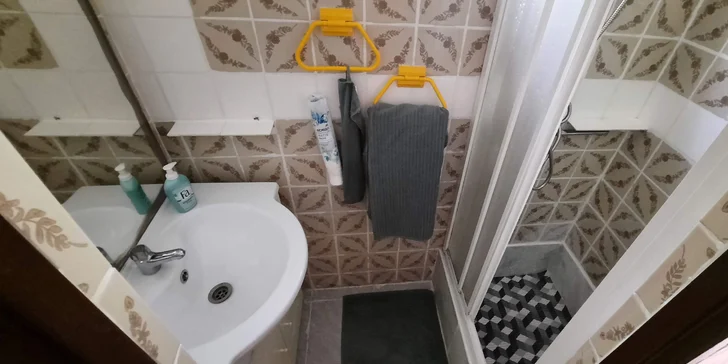 Pohoda v Severních Čechách: pronájem vybavené chaty pro 5 osob