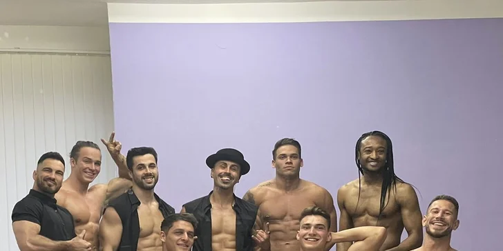 Show vymakaných těl: 90min. žhavé vystoupení pánské skupiny Men4Queen v Plzni