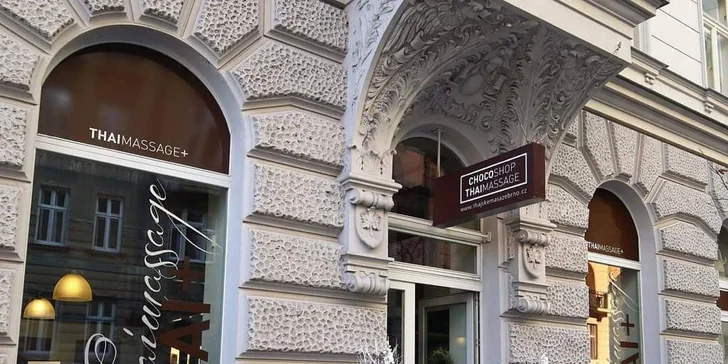 Svůdné opálení kdykoliv: vstupy do solária na 10 minut i permanentka