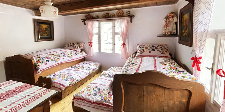 Tak jako kdysi: tradiční roubenka na Liptově pro 4 osoby, vaření na peci, spaní pod duchnami