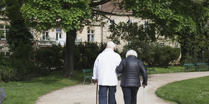 Každý den vyjíždí k seniorům v ohrožení života či zdraví: přispějte a pomozte ŽIVOTu 90 zachránit další život