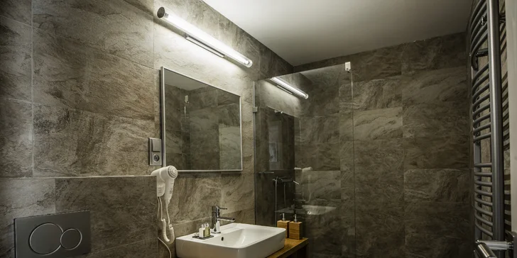 Dovolená v Beskydech: luxusní designový garden hotel s vynikající kuchyní, wellness i přírodním koupáním