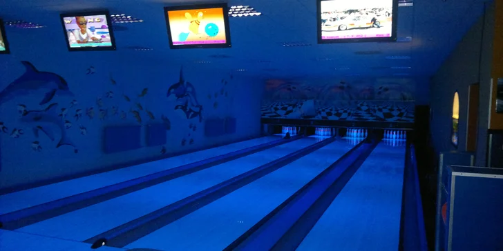 Pronájem bowlingové dráhy na 1–3 hod. až pro 4 osoby včetně zapůjčení obuvi