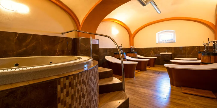 Luxusní pobyt v Trnavě se snídaní či polopenzí, wellness i 30min. pivní koupelí