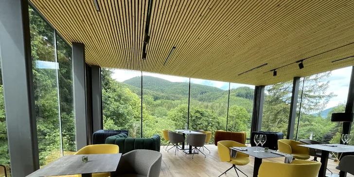 Dovolená v Beskydech: luxusní designový garden hotel s vynikající kuchyní, wellness i přírodním koupáním