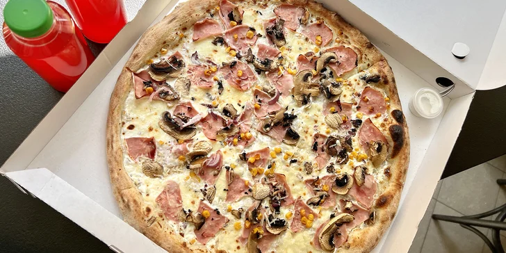Pizza na místě i s sebou: klasická pizza dle výběru, 1-3x, 32 cm, včetně krabice i nápoje