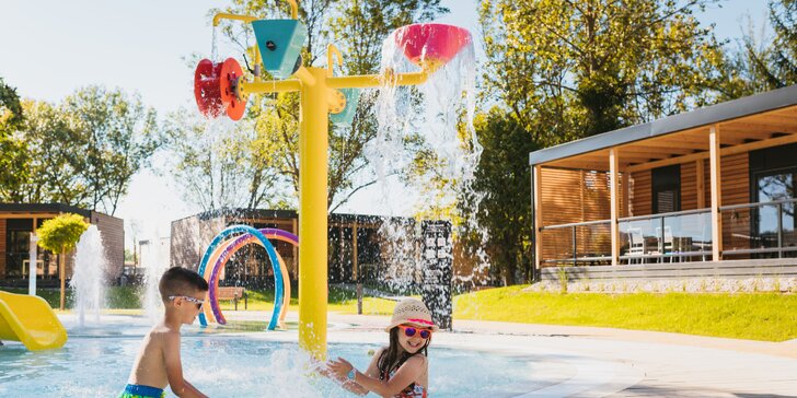 Dovolená v Chorvatsku: luxusní mobilní domky až pro 6 osob, neomezený přístup do termálního bazénu