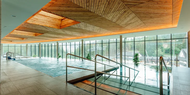 Pobyt v Jasné v Nízkých Tatrách: polopenze, wellness s množstvím bazénů a saun a sleva na sport i další relax