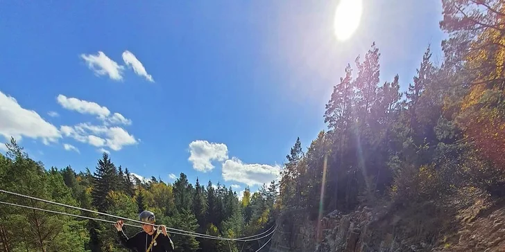Zážitkový kurz bezpečného via ferrata lezení Moravský kras