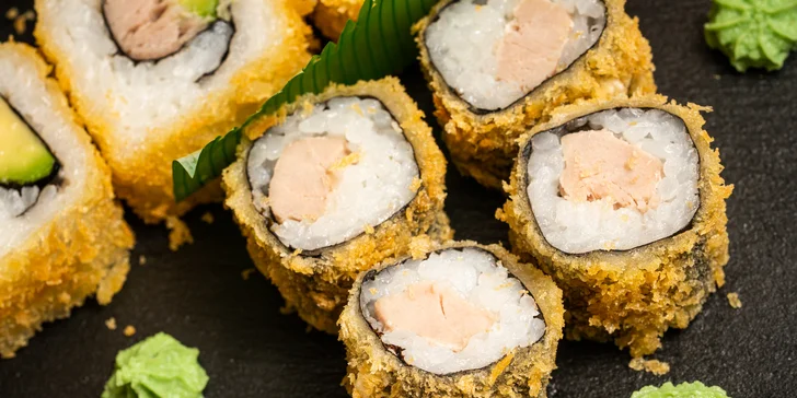 Pochutnejte si na sushi v srdci Brna: 30–38 ks v bistru s otevřenou kuchyní, i vegan set