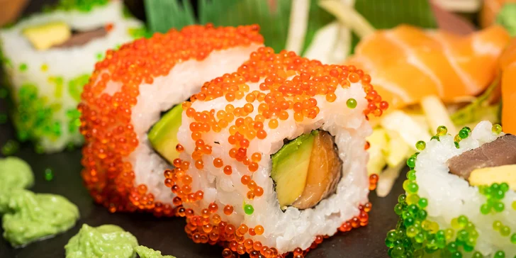 Pochutnejte si na sushi v srdci Brna: 30–38 ks v bistru s otevřenou kuchyní, i vegan set