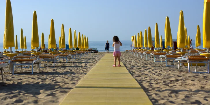 Víkendové koupání v Bibione: 16 nástupních míst na Moravě, termín v červenci i srpnu