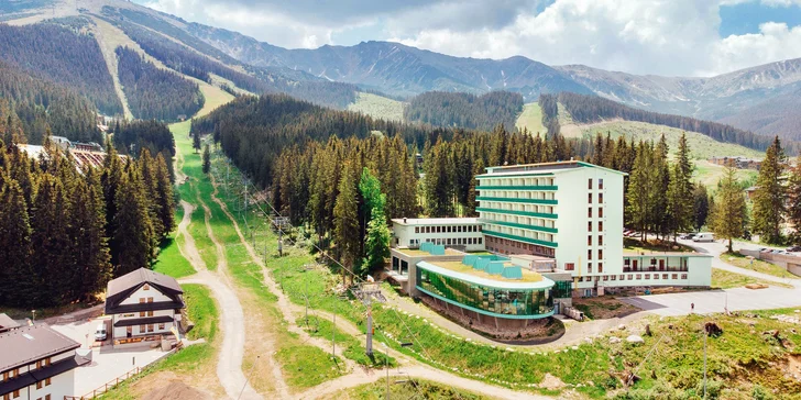 Pobyt v Jasné v Nízkých Tatrách: polopenze, wellness s množstvím bazénů a saun a sleva na sport i další relax