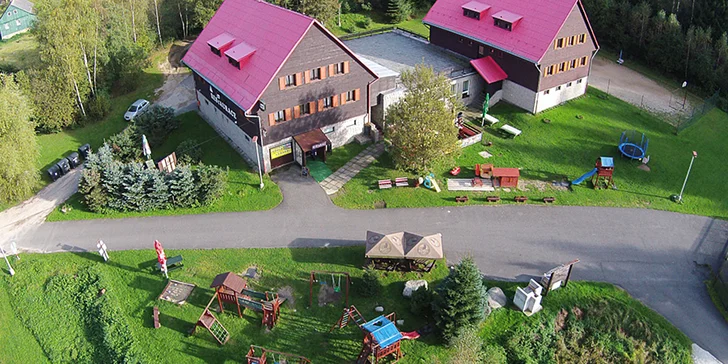 Pobyt v Jizerských horách pro páry i rodiny s polopenzí
