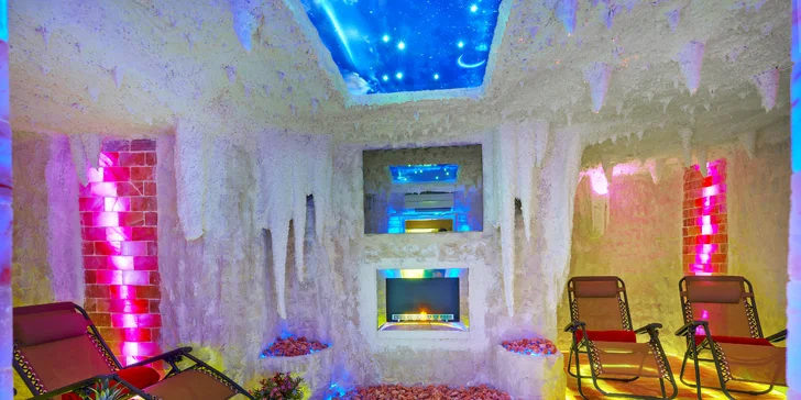 Relaxací proti splínům: hřejivý wellness balíček se zábaly a masáží lávovými kameny pro jednu i dvě osoby