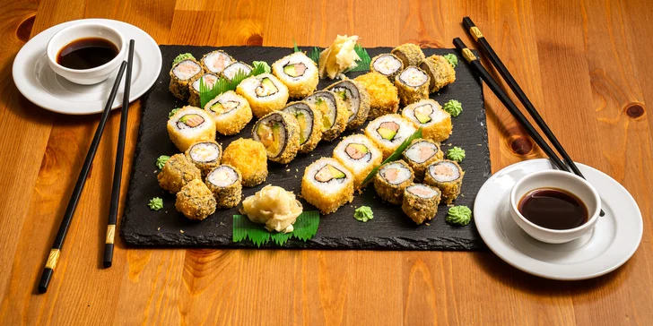Pochutnejte si na sushi v srdci Brna: 30–38 ks v bistru s otevřenou kuchyní, i vegan set