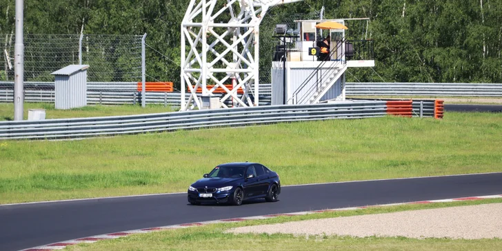 1–4 kola na okruhu v Mostě či Brně jako řidič nebo spolujezdec BMW M2 a M3