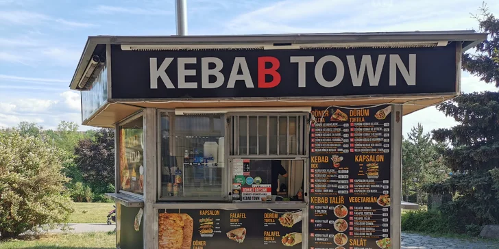 Dobrota do ruky: dürüm kebab s telecím masem pro 1 i 2 osoby