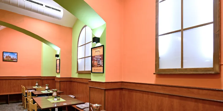 All you can eat na 1,5 hodiny: vegetariánská i masová jídla v indické restauraci