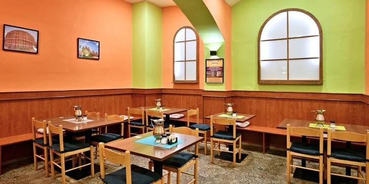 All you can eat na 1,5 hodiny: vegetariánská i masová jídla v indické restauraci