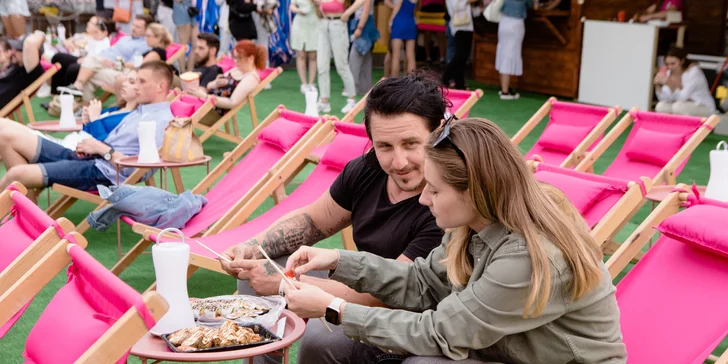 Letní kino na střeše OC Arkády Pankrác: vstupenky, popcorn, hot dog i prosecco a vodní dýmka