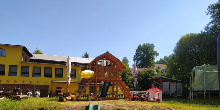 Rodinné ubytování pod Tanvaldským špičákem u říčky Kamenice
