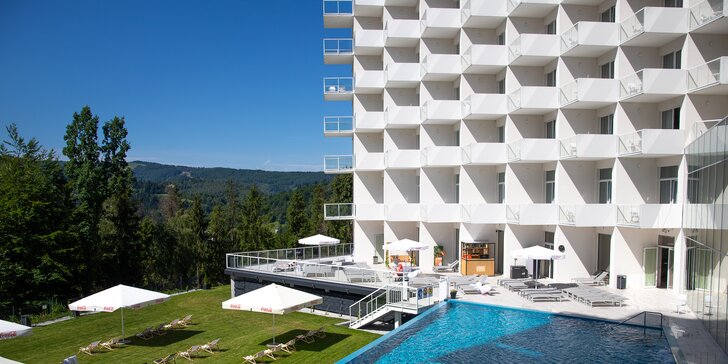 5* luxus v polských Beskydech: nový hotel, snídaně či polopenze, neomezený wellness, dětské herny i výlety