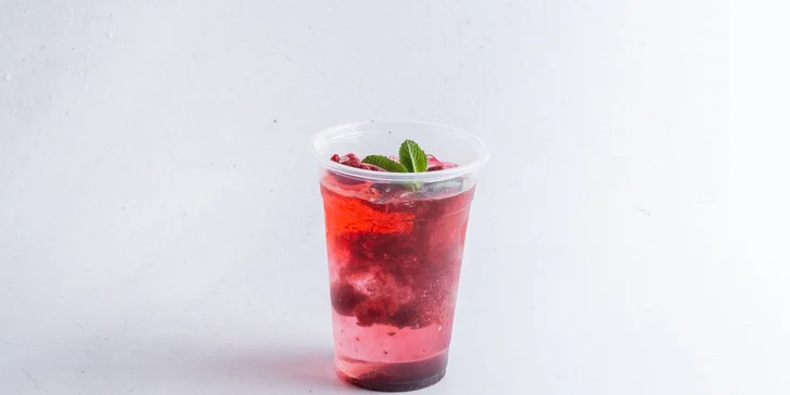 Vyzvedněte si drinky dle vlastního výběru na Stodolní ulici nebo si k nim dejte i nachos
