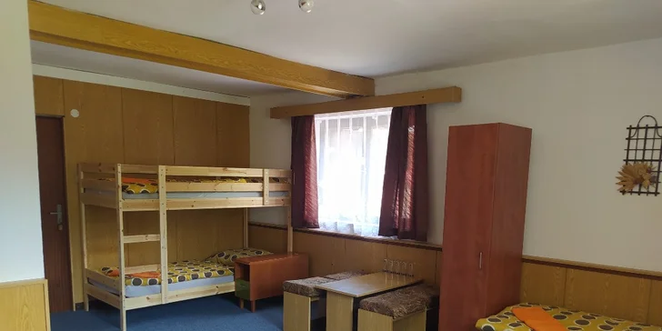 Rodinné ubytování pod Tanvaldským špičákem u říčky Kamenice