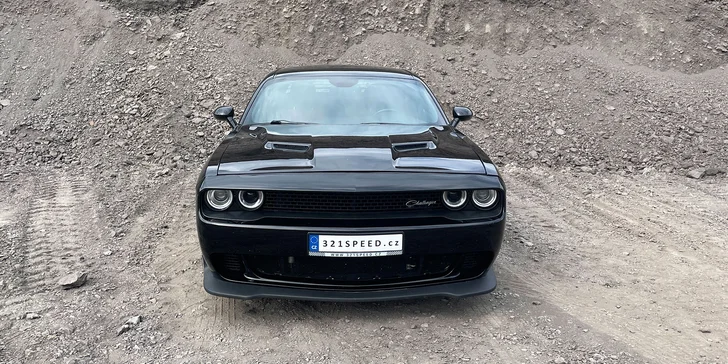 Dodge Challenger 5.7 V8 HEMI na 12 či 24 hodin