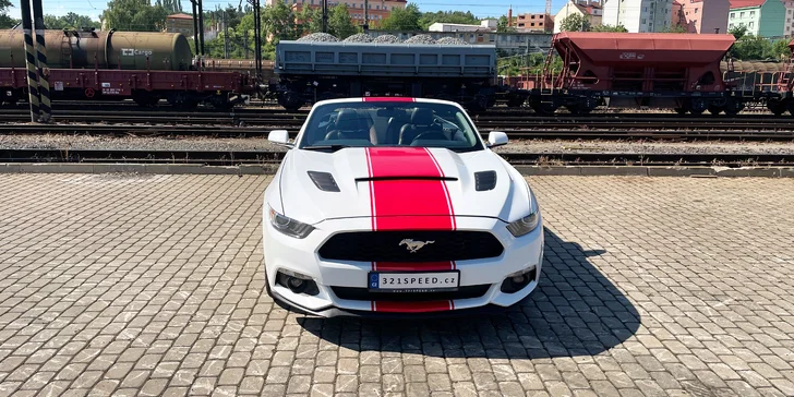 Ford Mustang 3.7 V6 Cabrio na 12 či 24 hodin