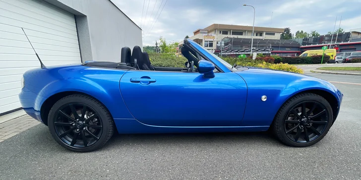 Udělejte si pořádnou radost: Mazda MX5 Cabrio k zapůjčení na pár hodin i celý týden