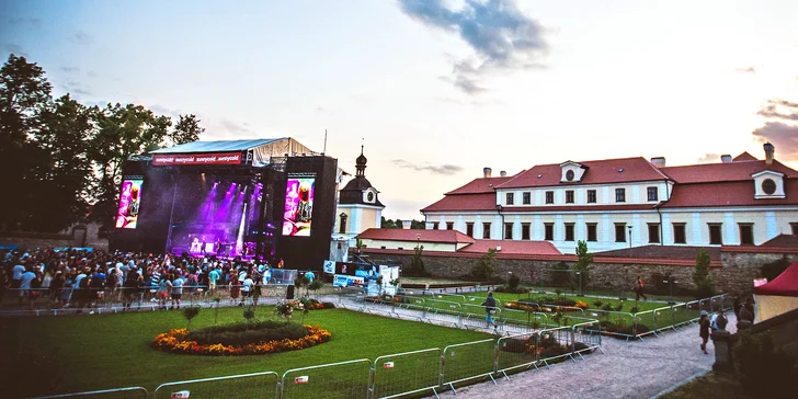 Dvoudenní vstup na Jízdárna Fest v Rychnově nad Kněžnou: Čechomor, Wohnout, Horkýže, Fixa a další