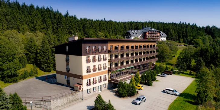 Dovolená na Šumavě: moderní ubytování s polopenzí a každý den sauna