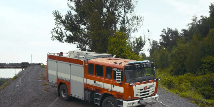 Dětská autoškola pro budoucí řidiče od 5 do 18 let: osobní či nákladní auto i bagrování