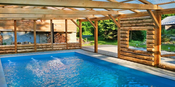 Relax i turistika v Beskydech: polopenze, wellness nebo pivní koupel a v létě bazén