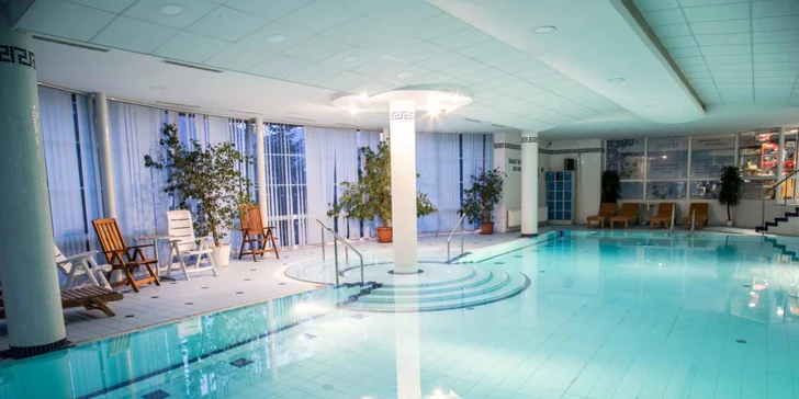 Noční relax: 2 nebo 3 hod. v privátním wellness pro 2–10 osob