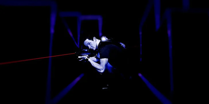 Laser Game v nejmodernější Laser Aréně v ČR na 2 hry po 15 minutách