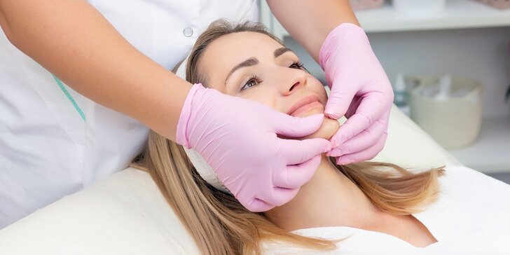 Základní nebo anti-akné kosmetické ošetření v novém salonu: kosmetika Syncare a profi přístroje