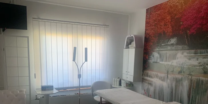 Kolagenové ošetření pleti: peeling, hluboké čištění, maska i masáž obličeje