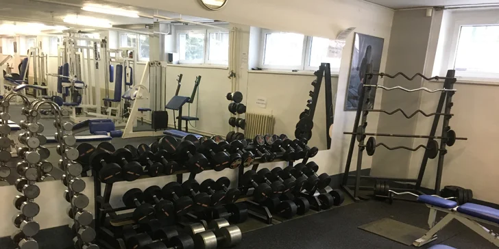Vstupné do posilovny a protein, nebo permanentka s iontovým nápojem