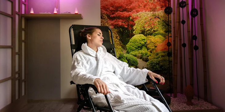 Relaxační energetická masáž i vstup do biosauny s ochlazovací sprchou