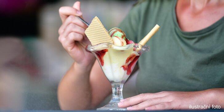 Zmrzlinový pohár v Cukrárně Lilly na Kubánském náměstí pro 1 i 2 osoby