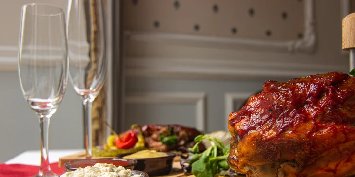 Tříchodové menu a neomezený vstup do wellness v krásném hotelu