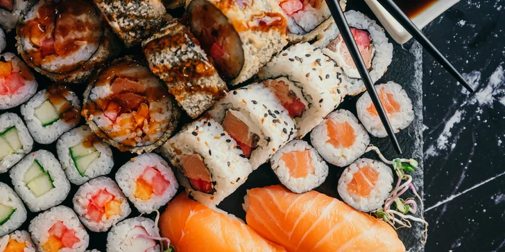 Otevřené vouchery do Sushi hub: až 1000 Kč na sushi k odnosu s sebou