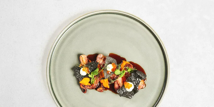 Tříchodové menu a neomezený vstup do wellness v krásném hotelu