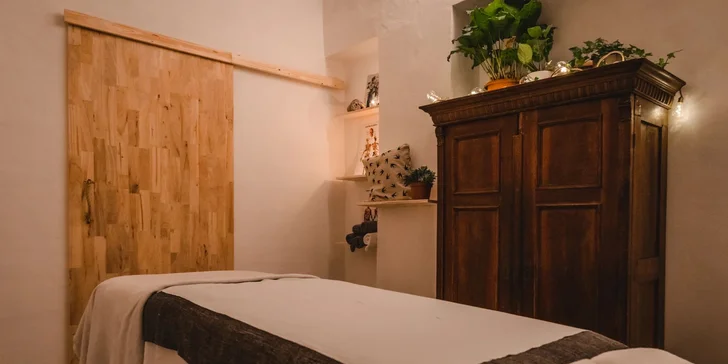 Permanentní make-up: obočí, oční linky i rty pomocí různých metod