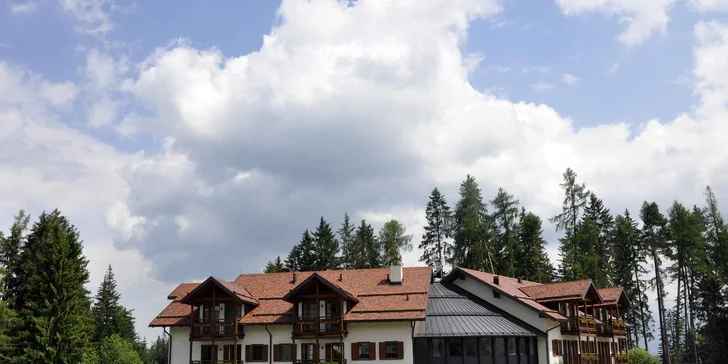 3* hotel v Dolomitech: ideální pro cyklisty i pěší turistiku, polopenze